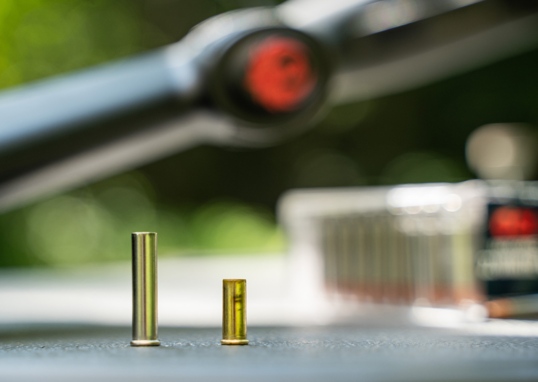 case size difference of 22 wmr vs 22lr